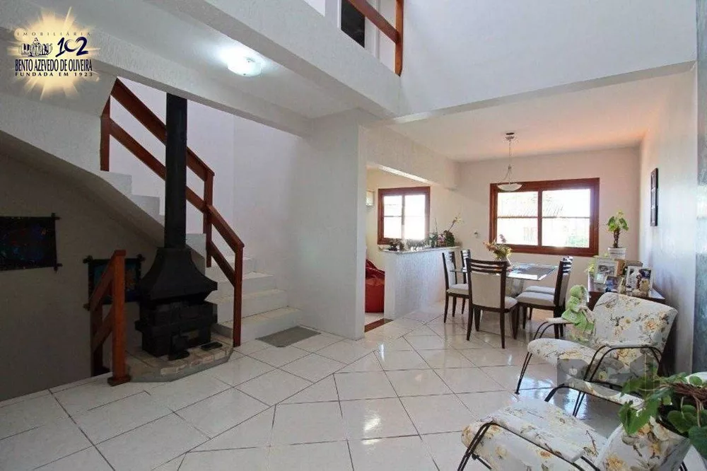 Casa, 3 quartos, 136 m² - Foto 2