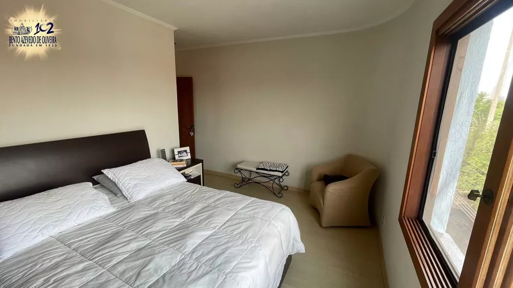 Cobertura, 3 quartos, 202 m² - Foto 4