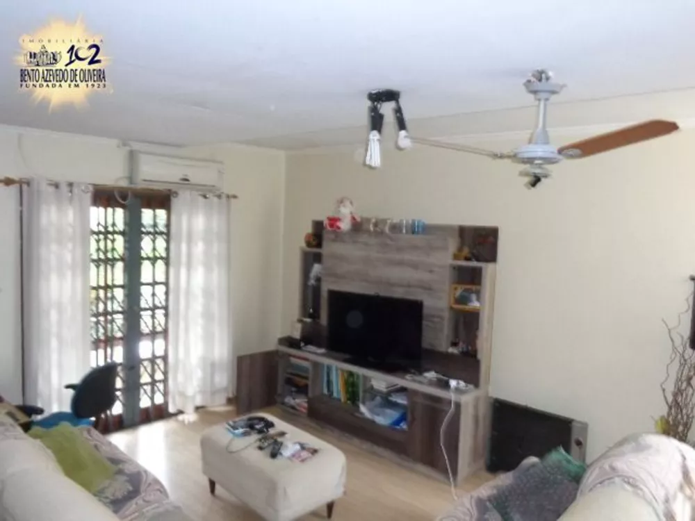 Casa, 5 quartos, 330 m² - Foto 1