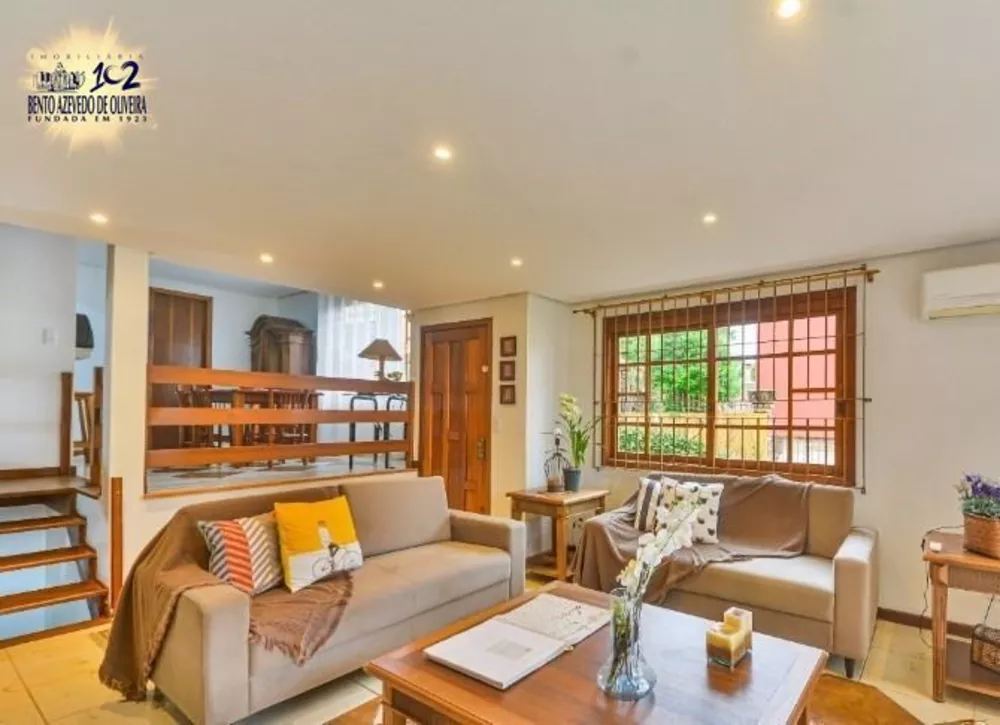 Casa, 3 quartos, 210 m² - Foto 1