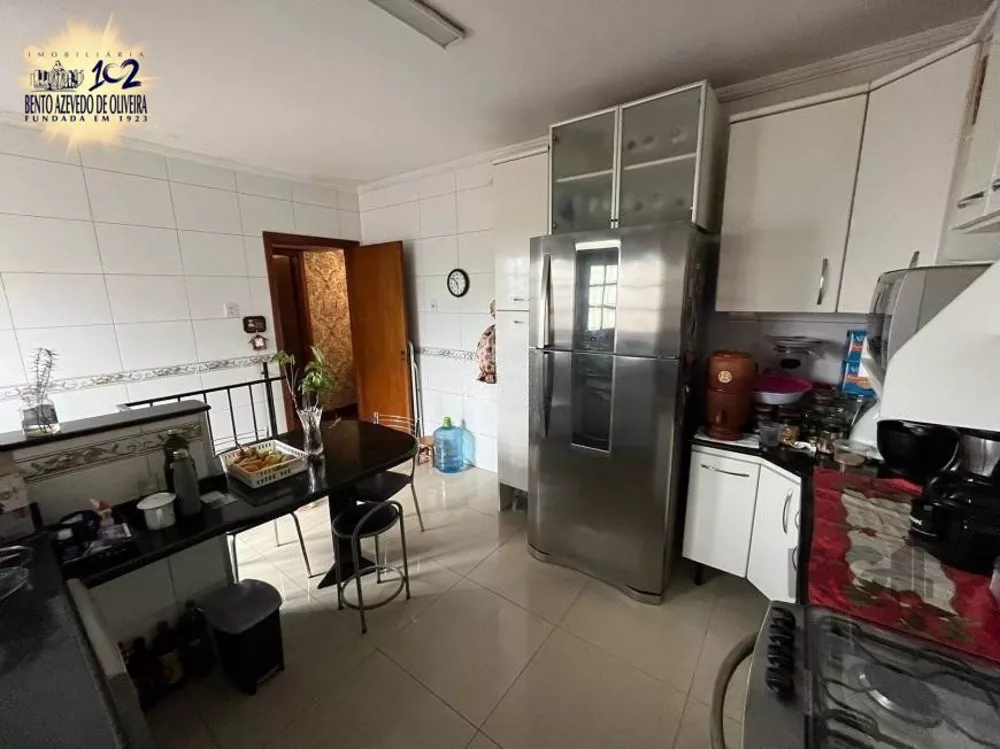Casa, 3 quartos, 200 m² - Foto 7