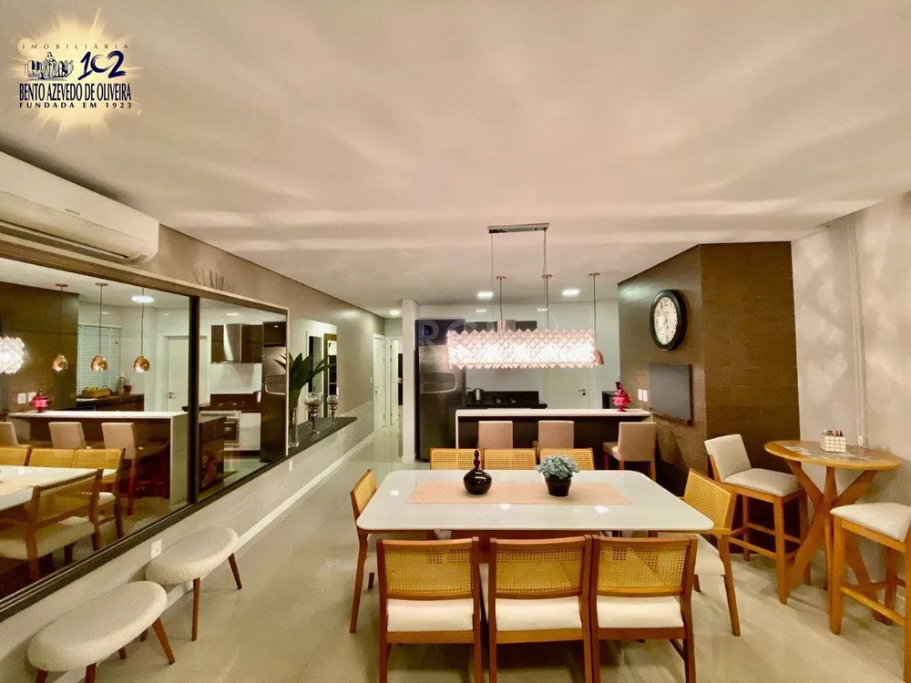 Apartamento, 3 quartos, 140 m² - Foto 1
