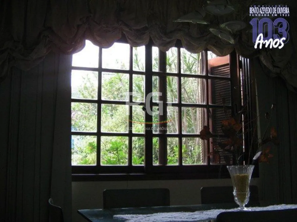 Casa, 3 quartos, 260 m² - Foto 1