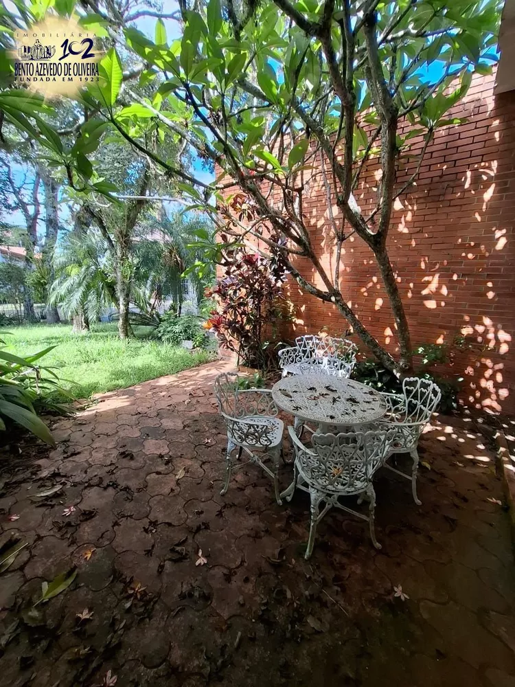 Casa, 4 quartos, 250 m² - Foto 1
