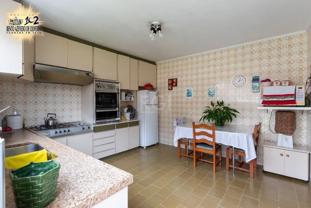 Casa, 4 quartos, 280 m² - Foto 2