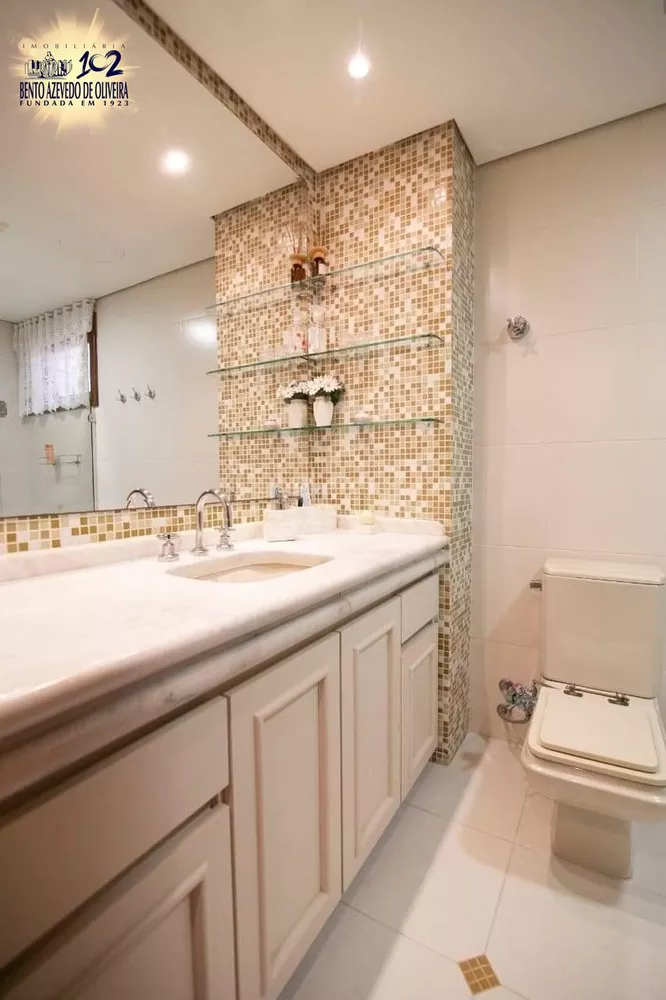Apartamento, 3 quartos, 246 m² - Foto 1