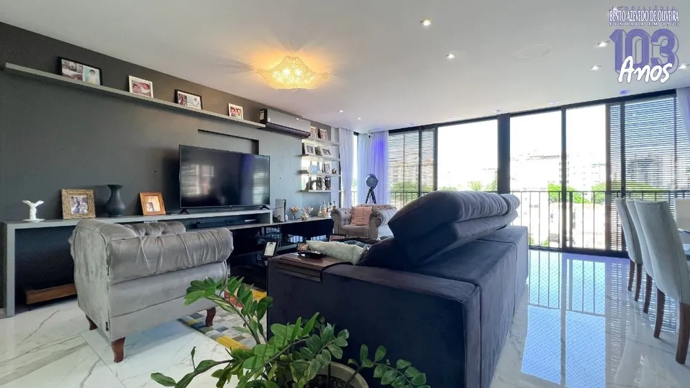 Apartamento, 3 quartos, 185 m² - Foto 1