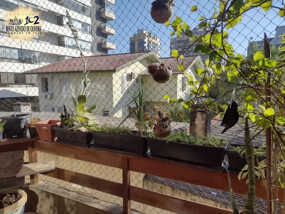 Apartamento, 3 quartos, 140 m² - Foto 1