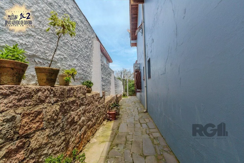 Casa, 3 quartos, 253 m² - Foto 1