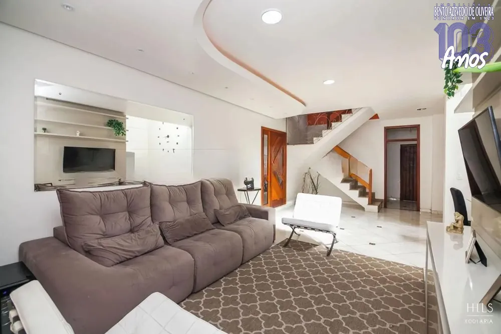 Casa, 4 quartos, 293 m² - Foto 1