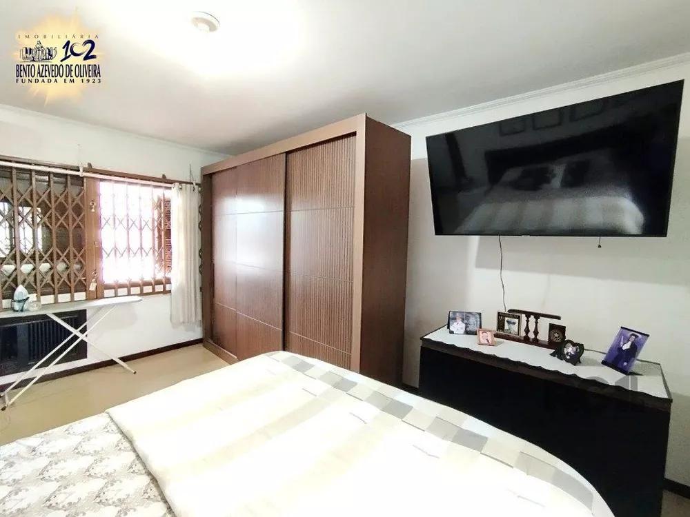 Casa, 3 quartos, 232 m² - Foto 2