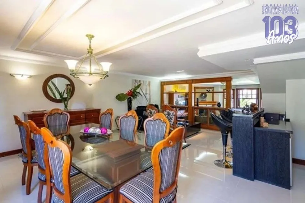 Casa, 3 quartos, 283 m² - Foto 1