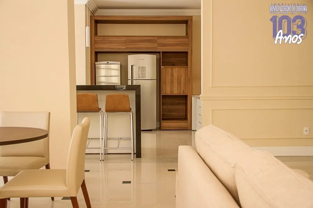 Cobertura, 3 quartos, 176 m² - Foto 6