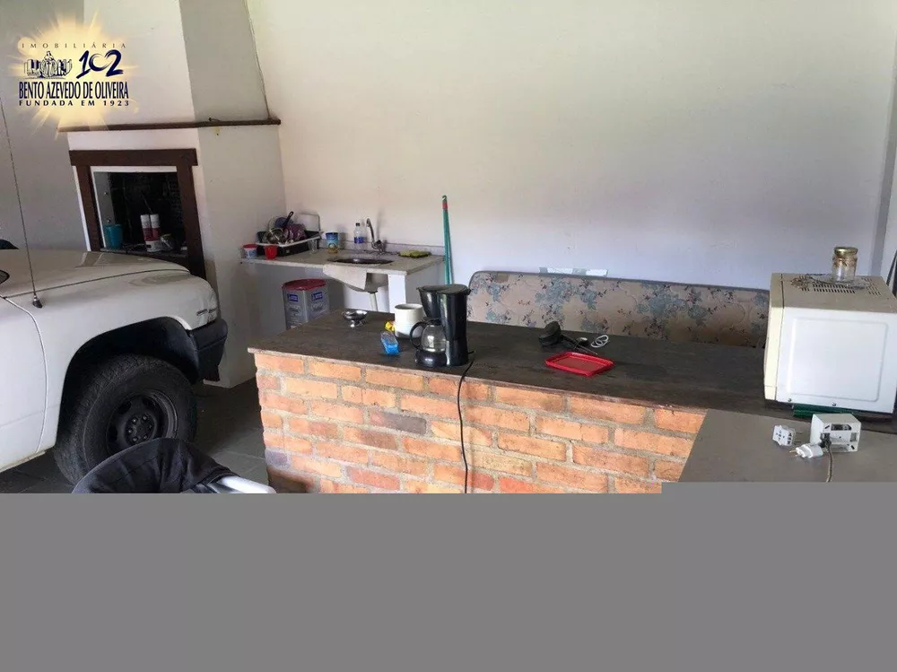 Casa, 5 quartos, 230 m² - Foto 1