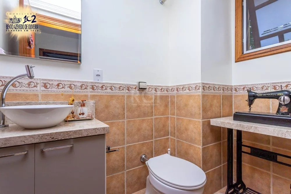 Casa, 3 quartos, 246 m² - Foto 1