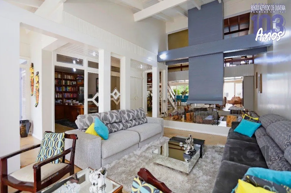 Casa, 5 quartos, 598 m² - Foto 1