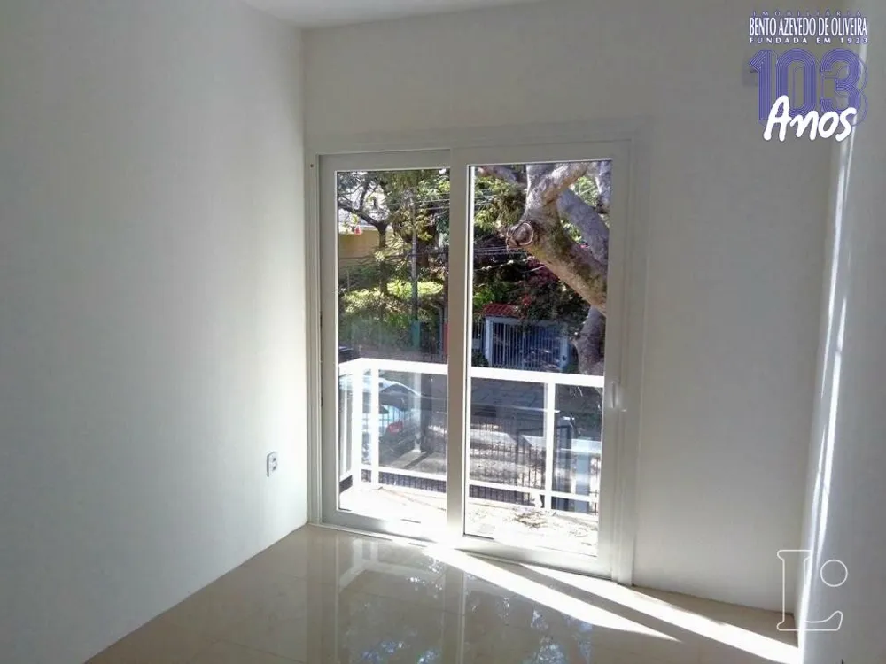 Casa, 3 quartos, 244 m² - Foto 2