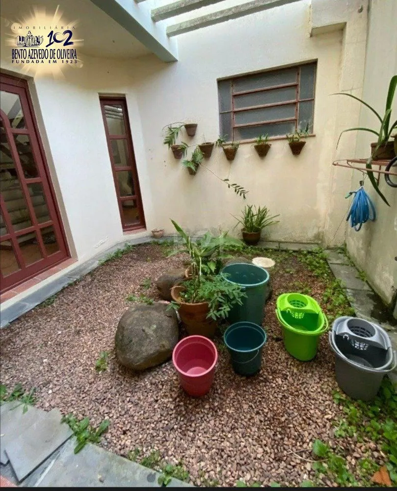 Casa, 4 quartos, 260 m² - Foto 1