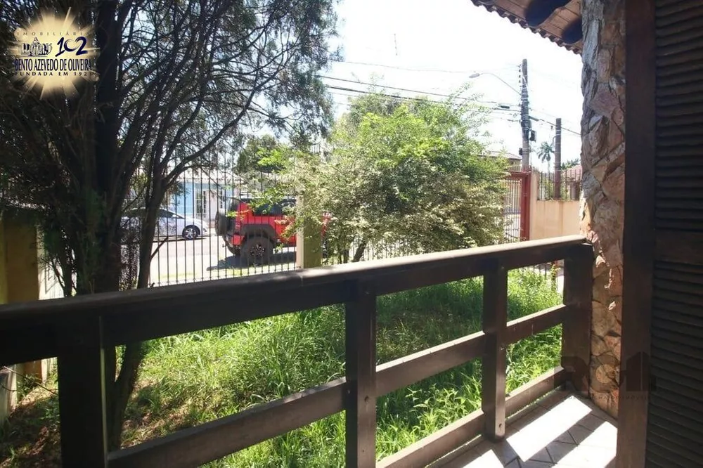 Casa, 4 quartos, 247 m² - Foto 2