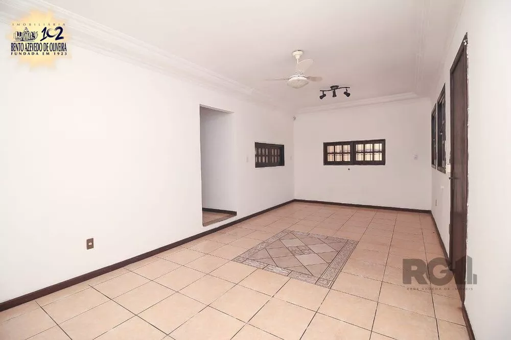 Casa, 4 quartos, 247 m² - Foto 1