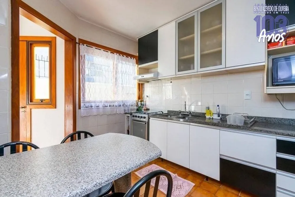Casa, 3 quartos, 224 m² - Foto 1