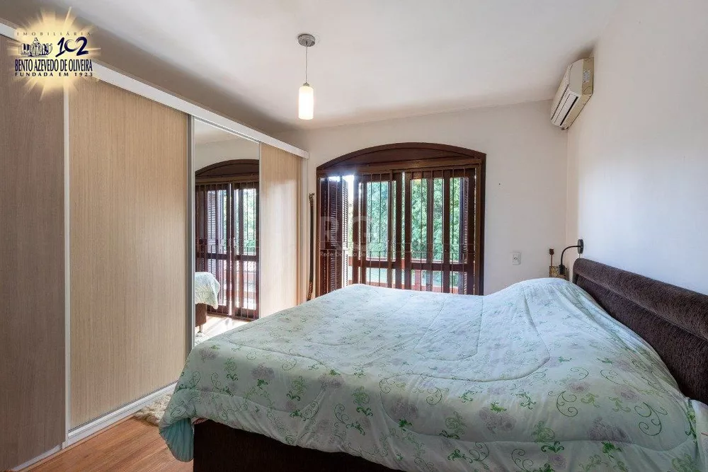 Casa, 5 quartos, 300 m² - Foto 1