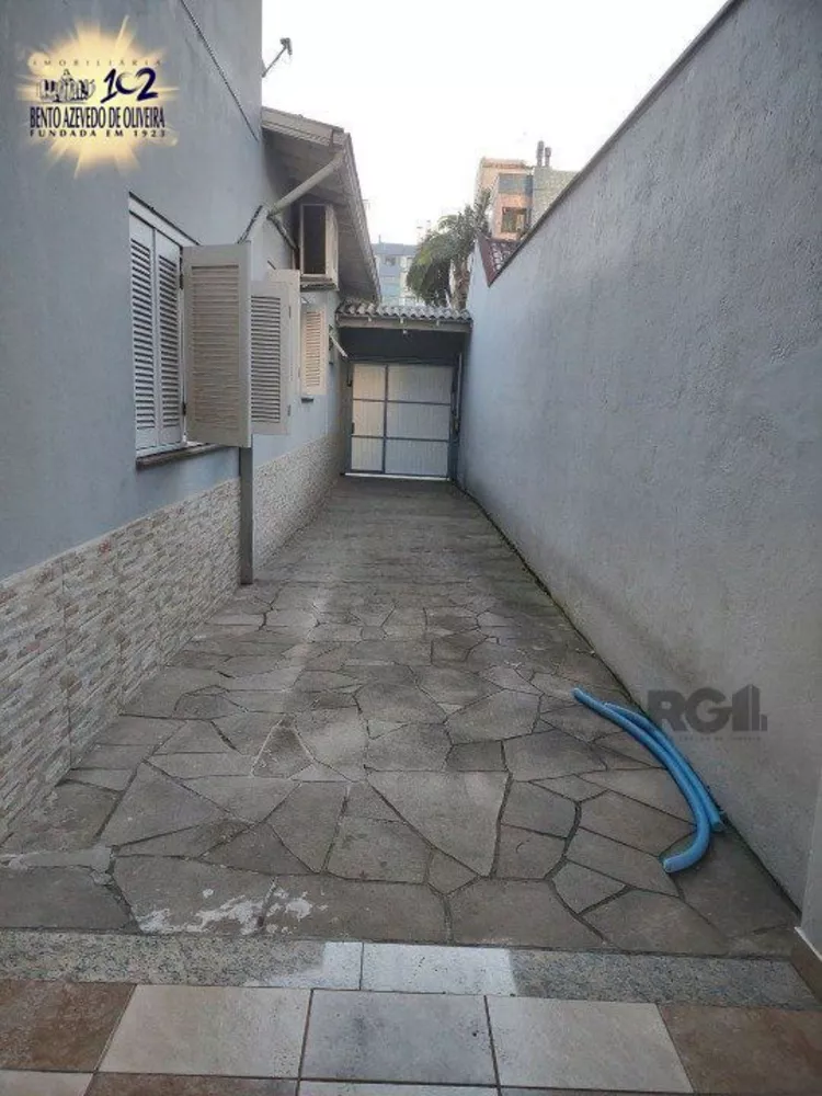 Casa, 4 quartos, 243 m² - Foto 2