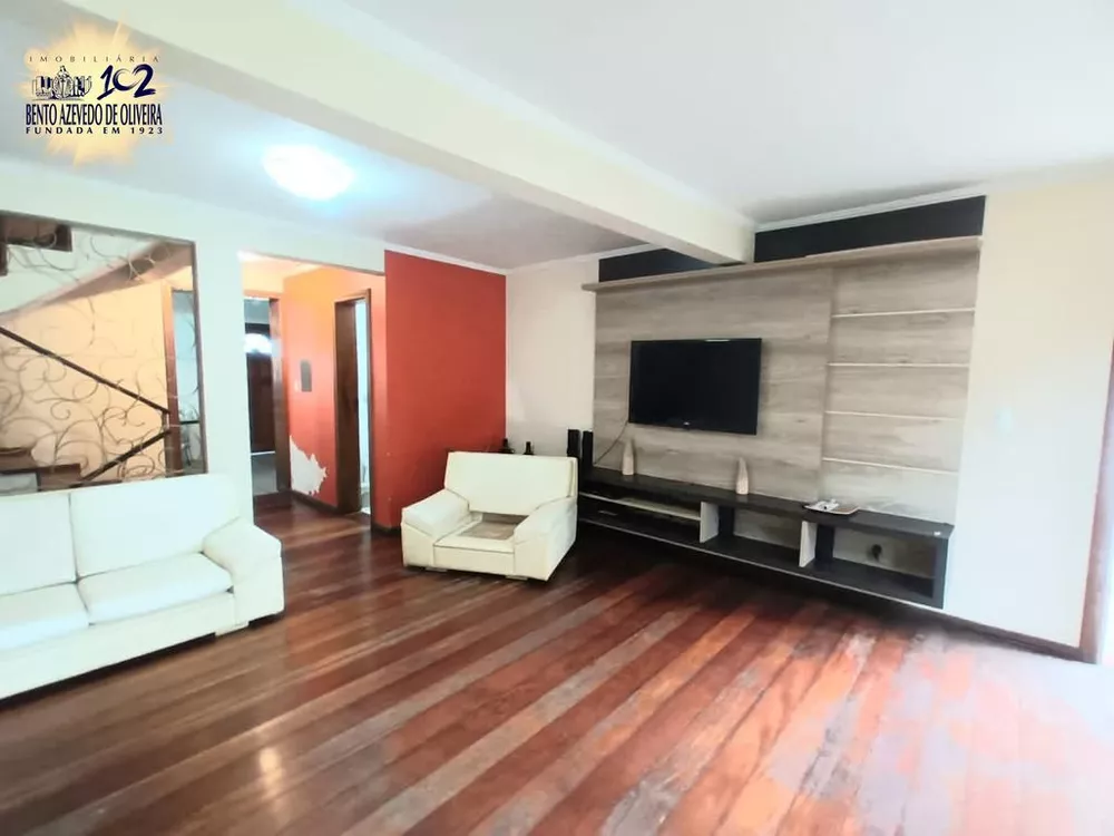 Sobrado, 4 quartos, 368 m² - Foto 1