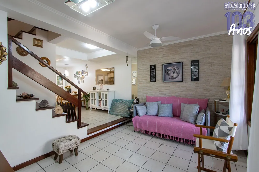 Casa, 2 quartos, 97 m² - Foto 1