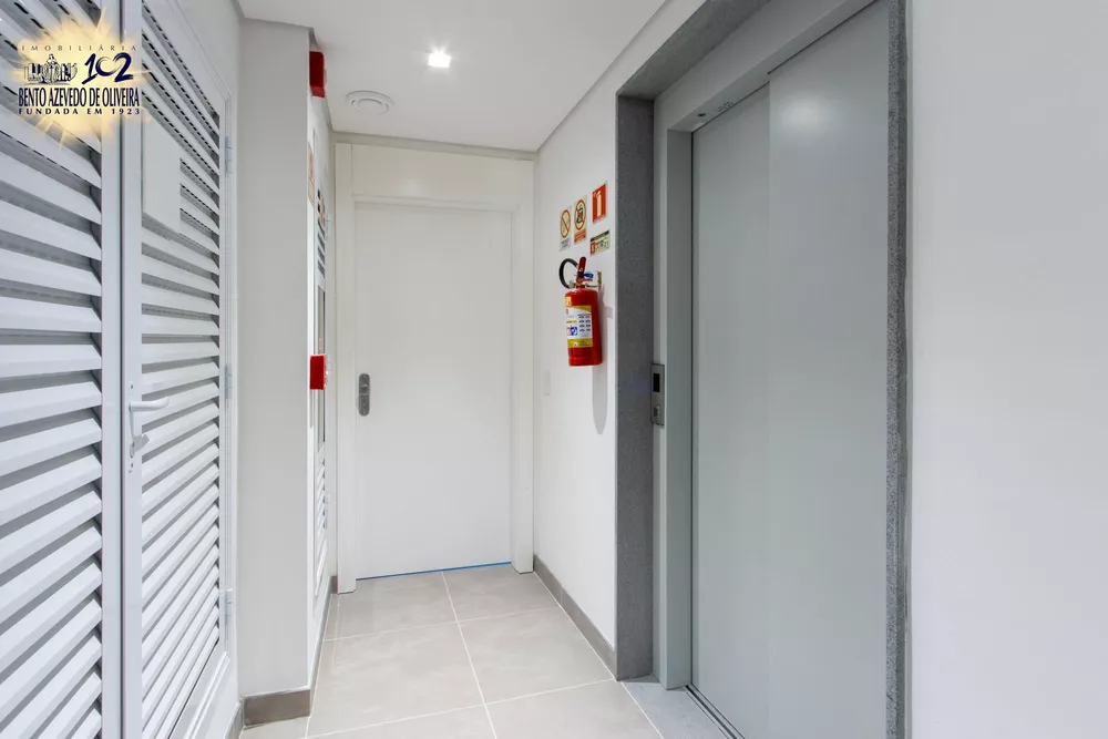 Apartamento, 3 quartos, 209 m² - Foto 2