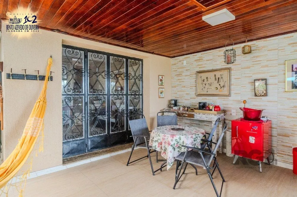 Casa, 3 quartos, 200 m² - Foto 1
