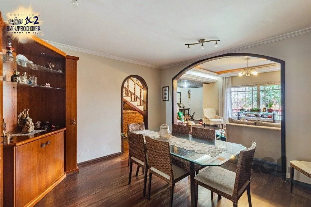 Casa, 3 quartos, 242 m² - Foto 3