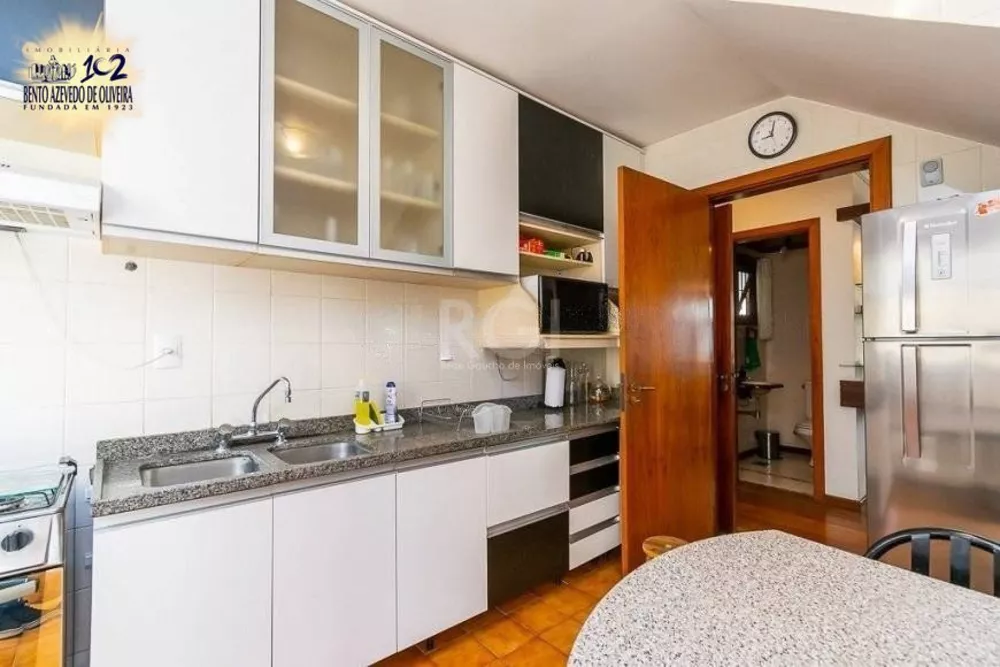 Casa, 3 quartos, 224 m² - Foto 1