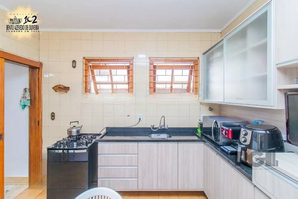 Casa, 4 quartos, 189 m² - Foto 2