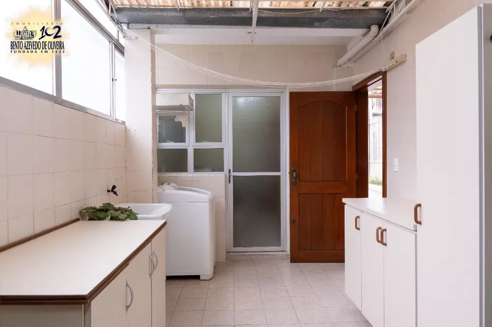 Casa, 3 quartos, 220 m² - Foto 3