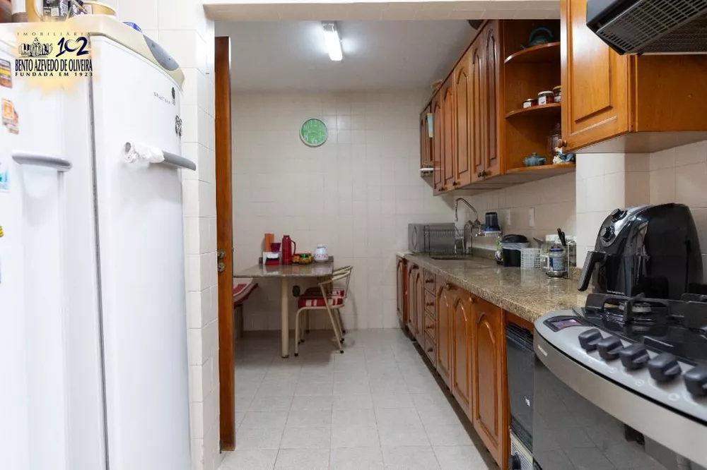 Casa, 3 quartos, 220 m² - Foto 2