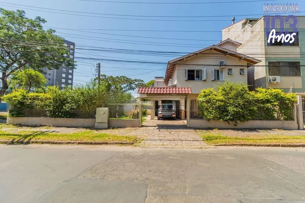 Casa, 5 quartos, 253 m² - Foto 2