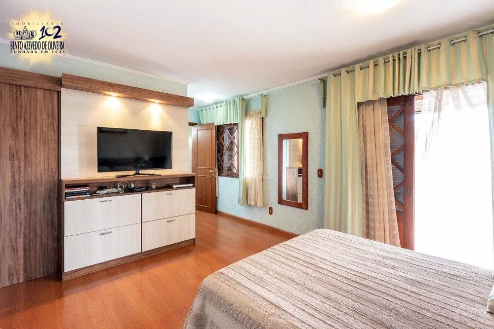 Casa, 5 quartos, 451 m² - Foto 2
