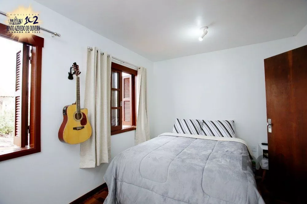 Casa, 3 quartos, 230 m² - Foto 1