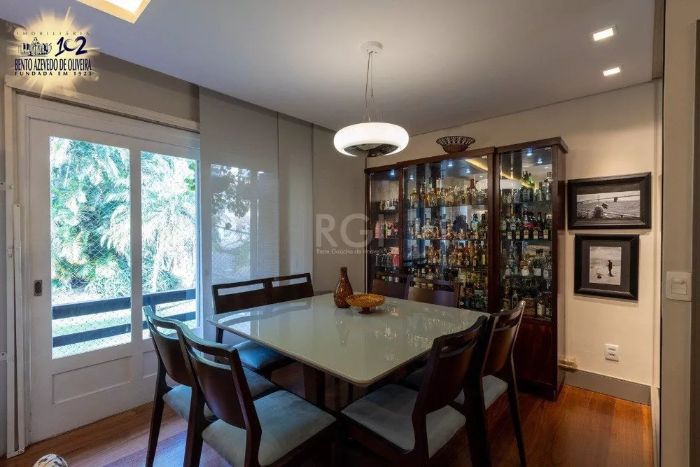 Cobertura, 3 quartos, 234 m² - Foto 1
