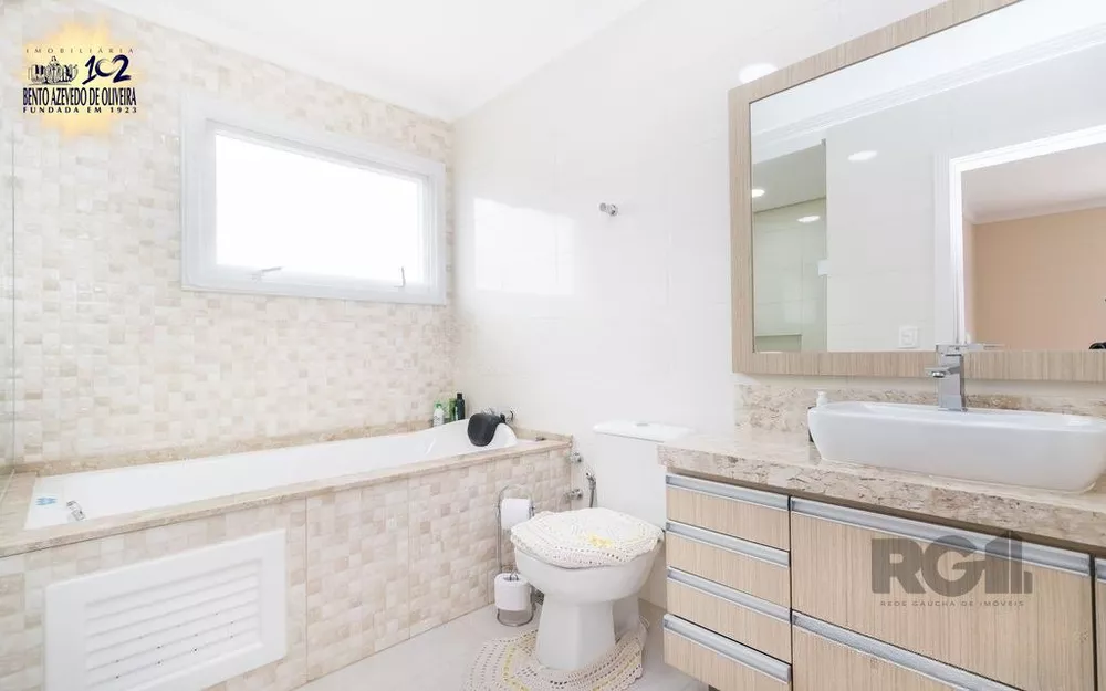 Casa, 4 quartos, 254 m² - Foto 1