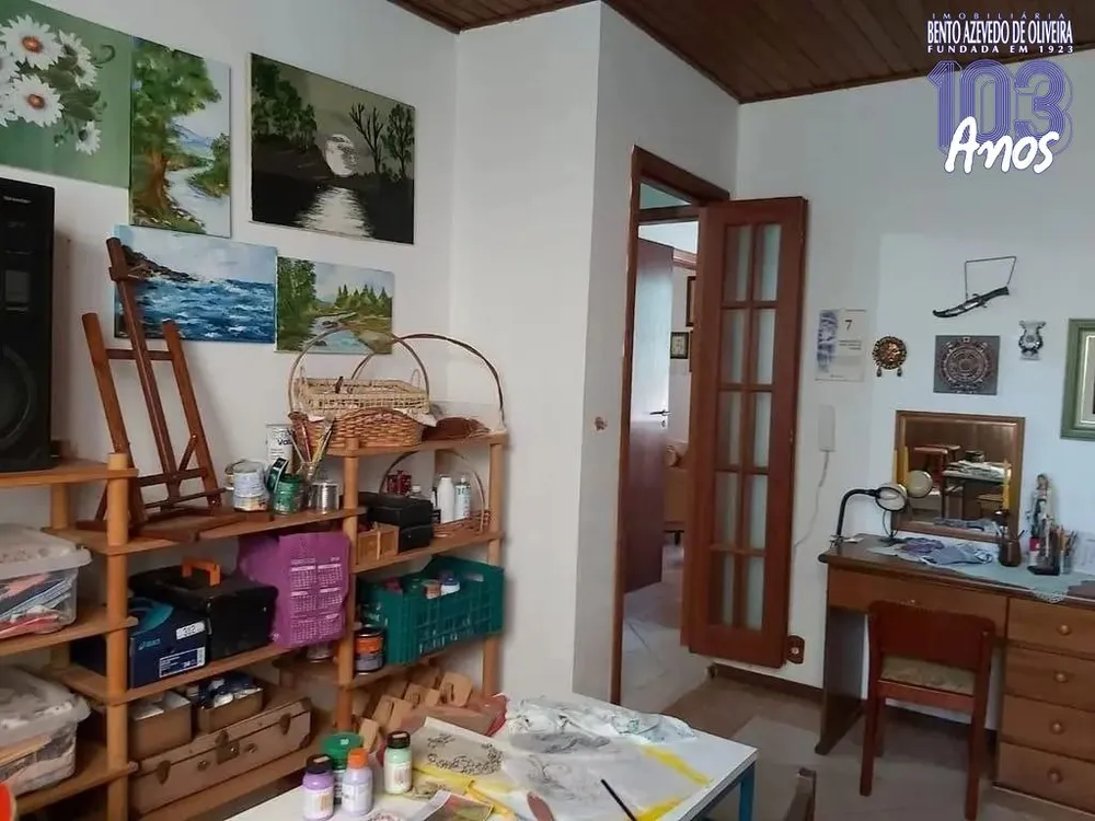 Casa, 4 quartos, 207 m² - Foto 2