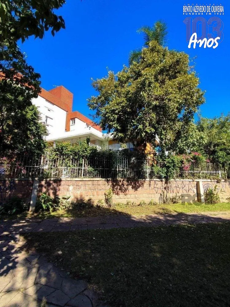 Casa, 4 quartos, 290 m² - Foto 1