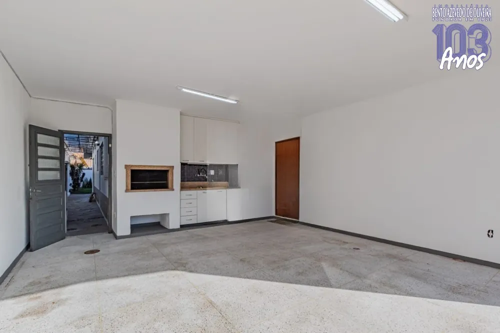 Casa, 3 quartos, 255 m² - Foto 1