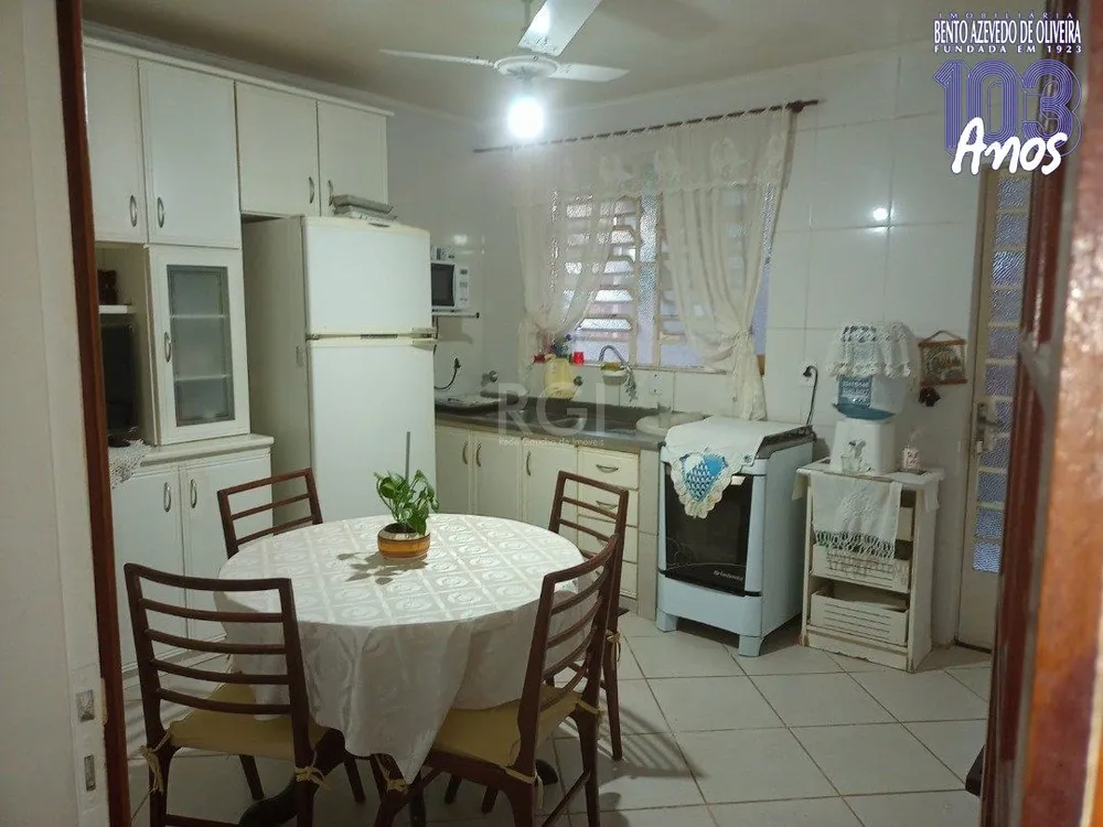 Casa, 3 quartos, 220 m² - Foto 2