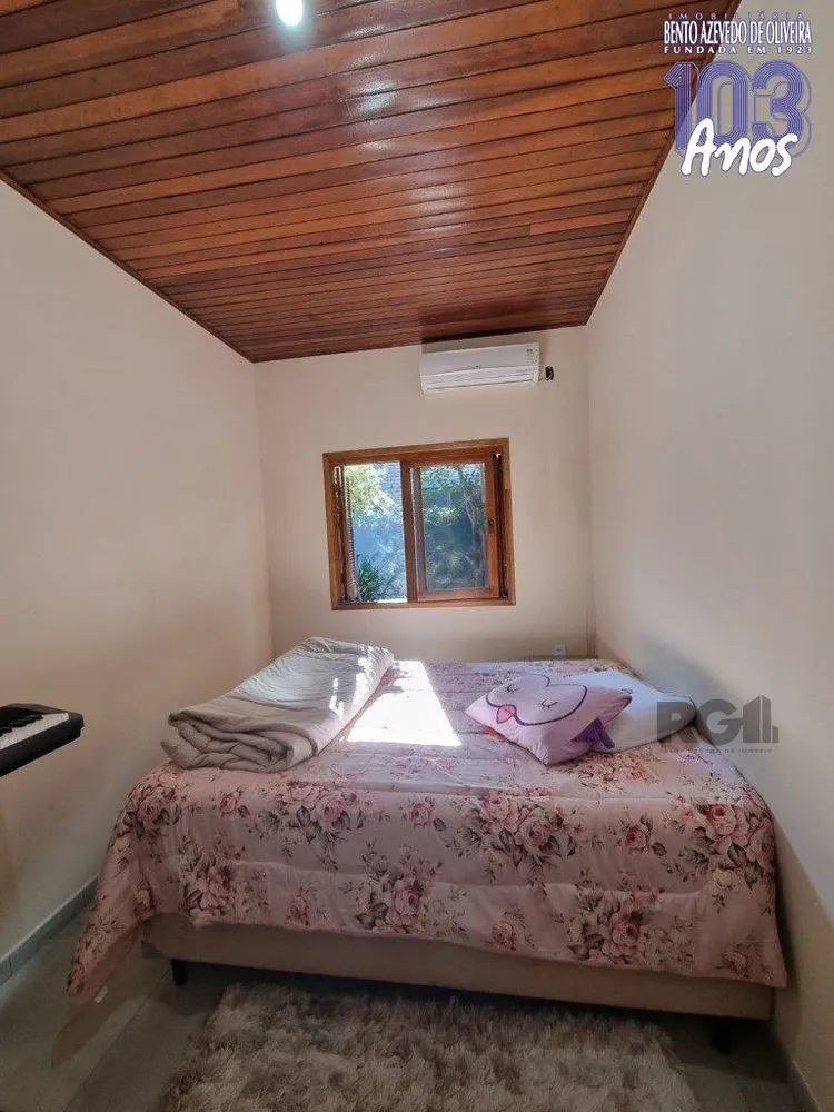 Casa, 3 quartos, 225 m² - Foto 1