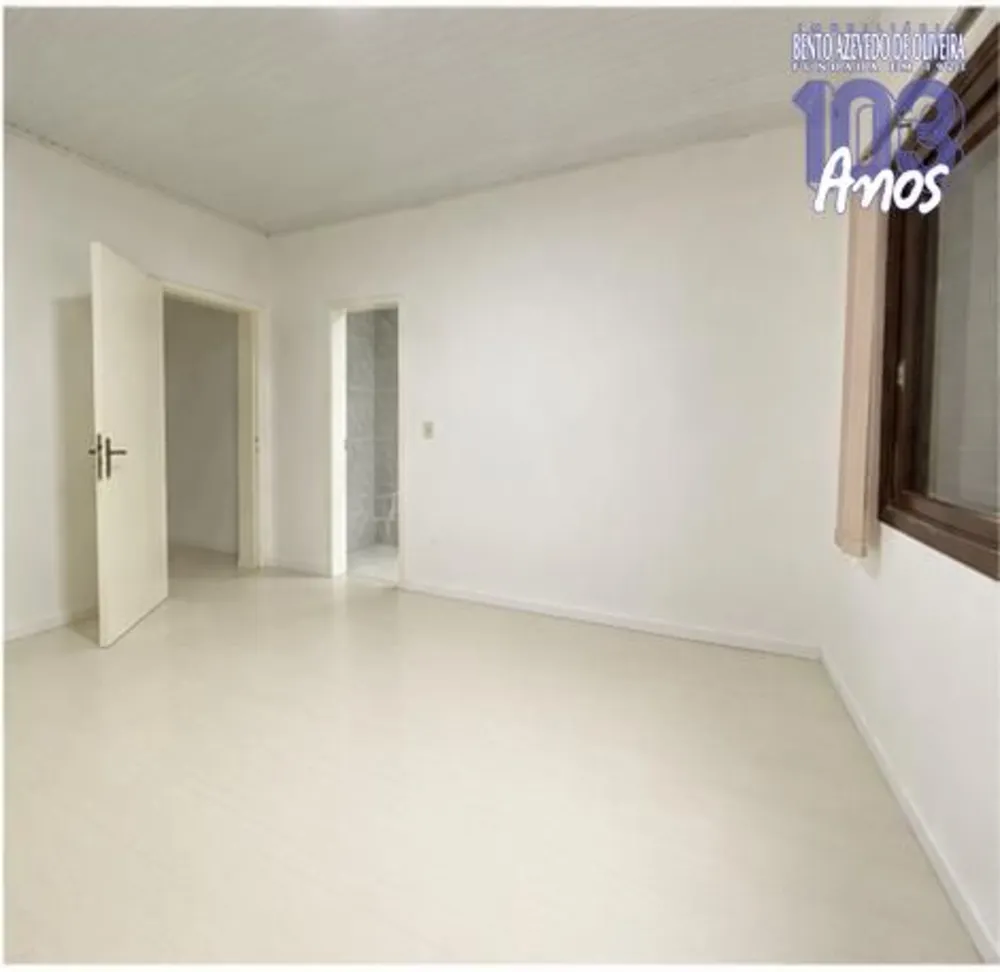 Casa, 3 quartos, 220 m² - Foto 1