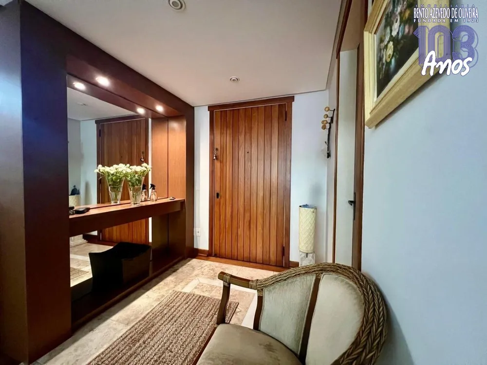 Apartamento, 4 quartos, 223 m² - Foto 1