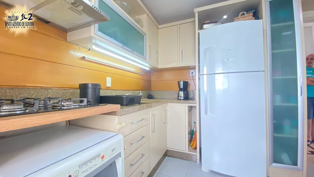 Apartamento, 3 quartos, 100 m² - Foto 2