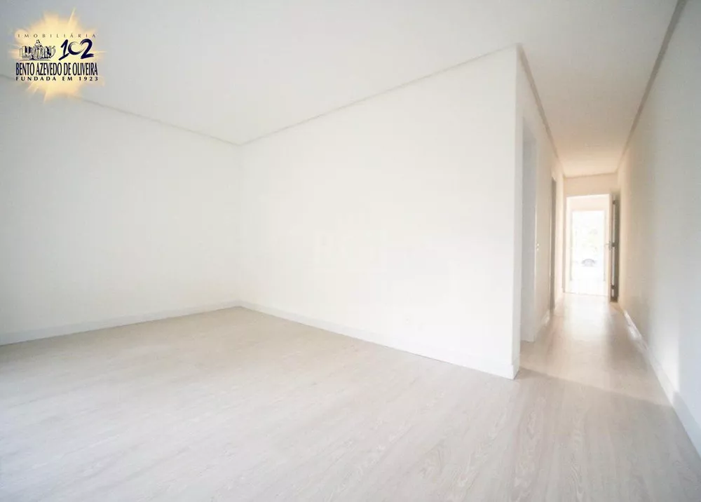 Casa, 4 quartos, 225 m² - Foto 2